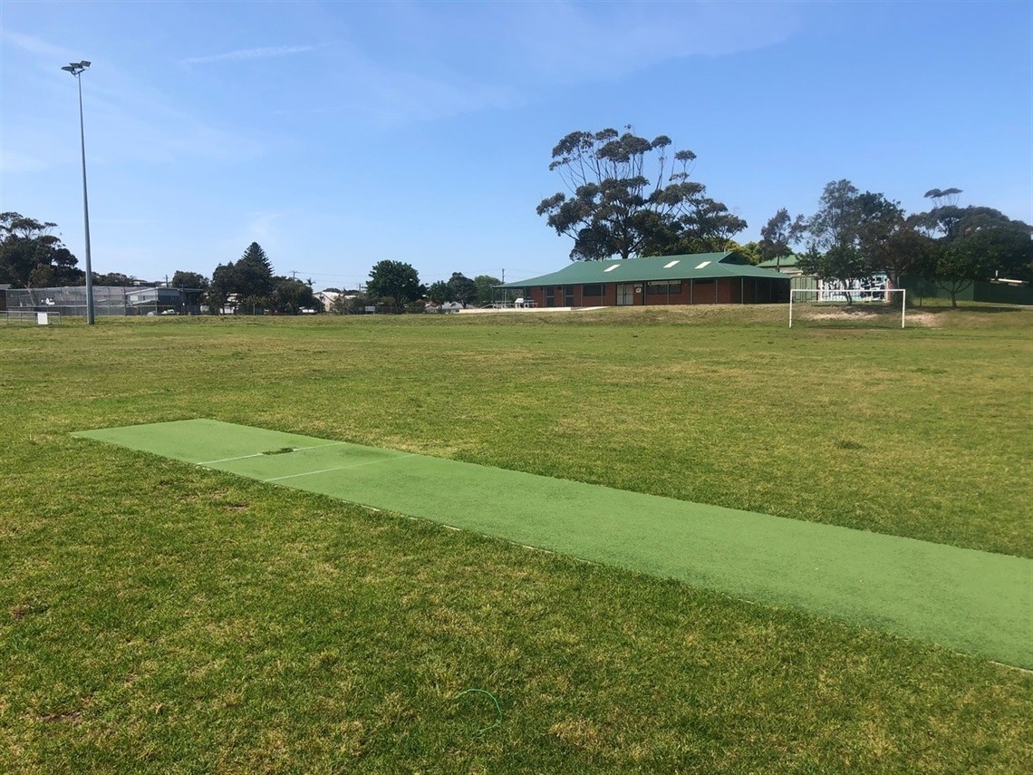 Liles Oval, Redhead — community league home ground